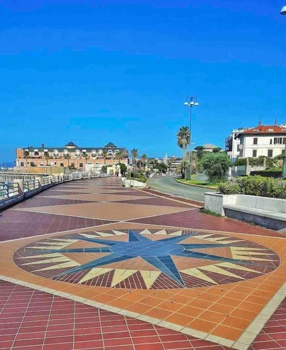 Casa Azzurra, Nel Cuore Di Genua