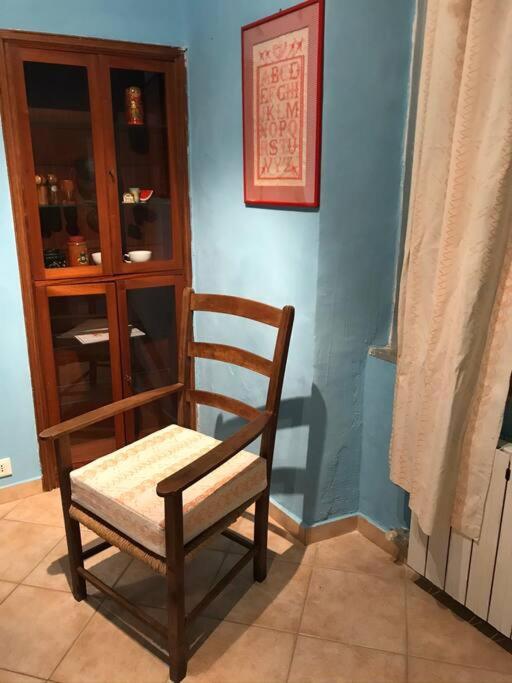 Casa Azzurra, Nel Cuore Di Genua